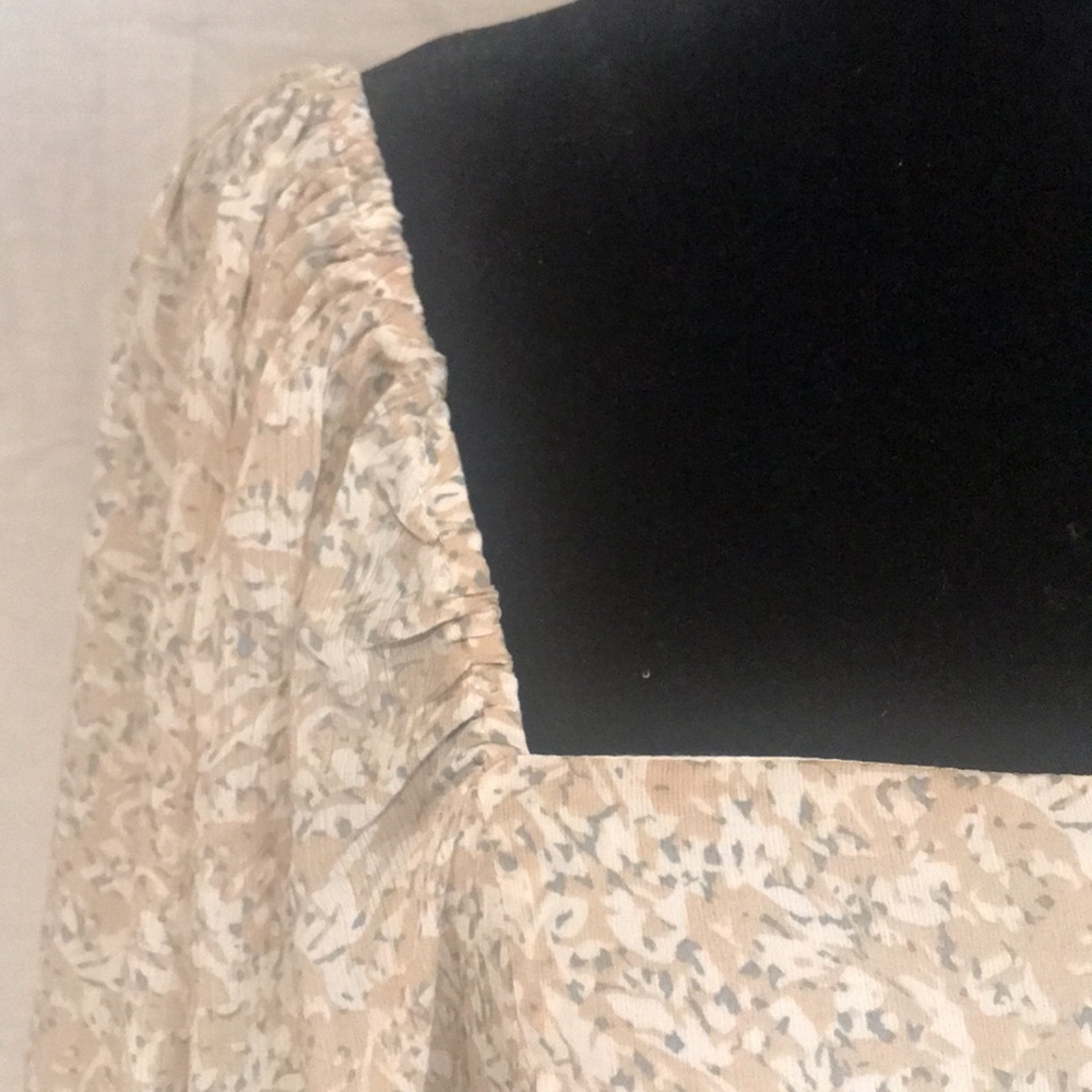 Maternity Maxi Dress with Puff Sleeves - Cream Floral - Picture 6 of 14